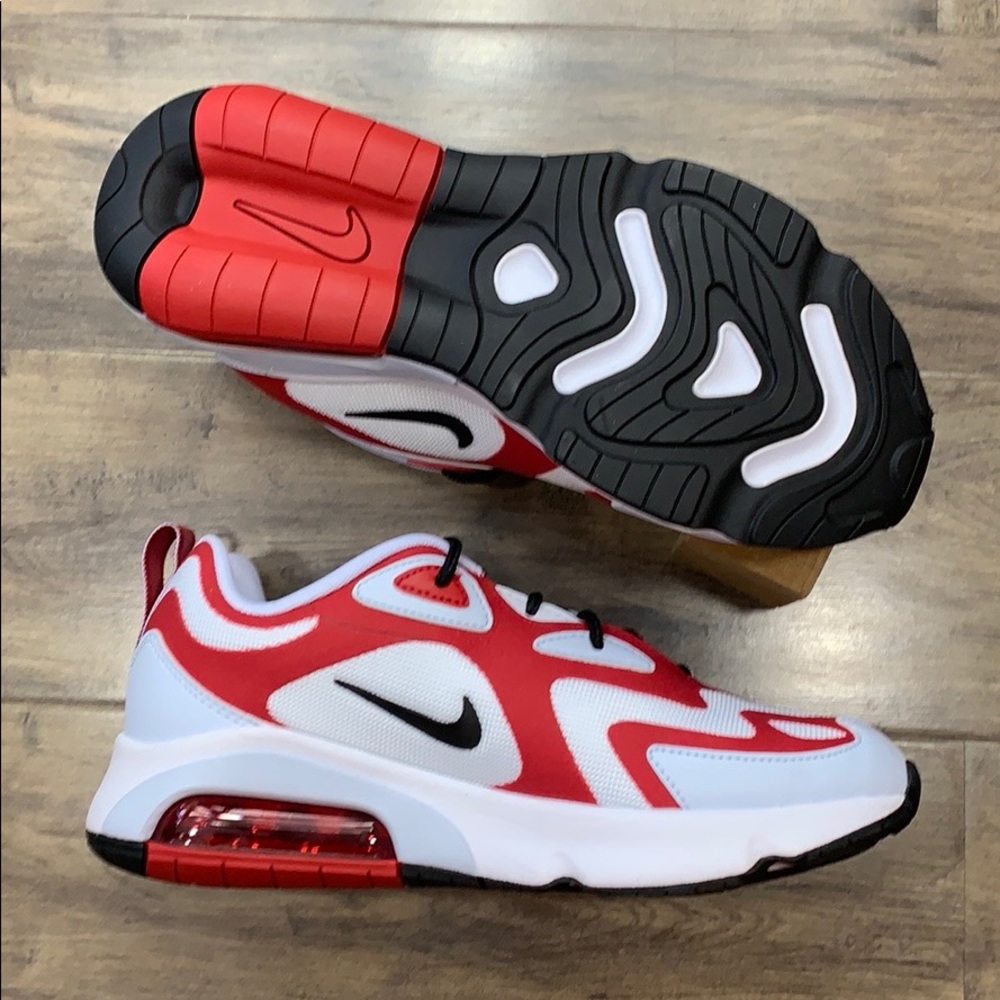 W NIKE AIR MAX 200 running shoes - Picture 2 of 16